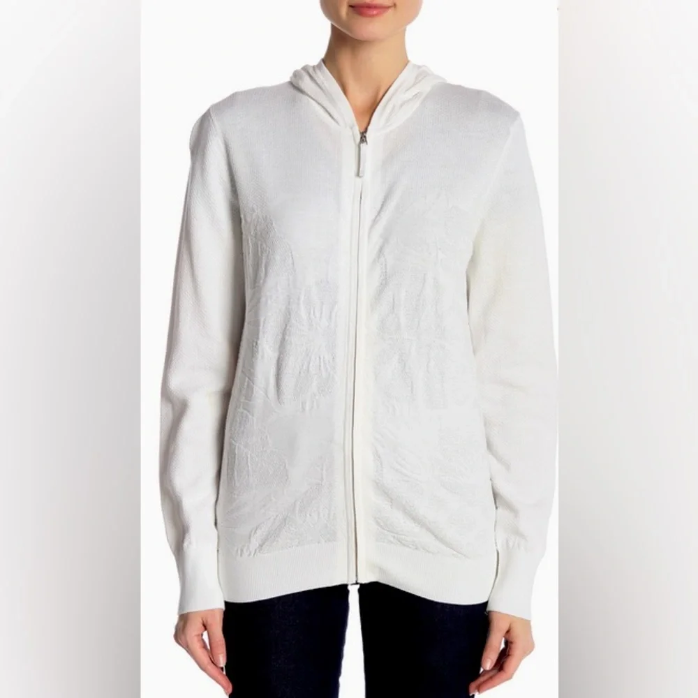 Tommy Bahama excellent hardly
